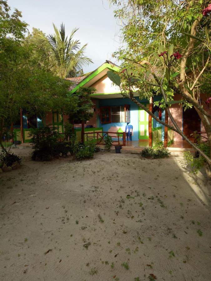 Daya Resort Ko Lipe Exterior foto